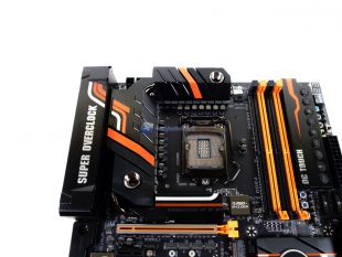 GIGABYTE-Z170X-SOC-Force-19